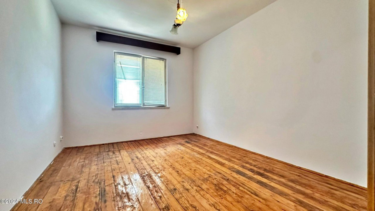 RO-RO/STEAUA DE MARE - VILA 15 CAMERE - VEDERE LA MARE