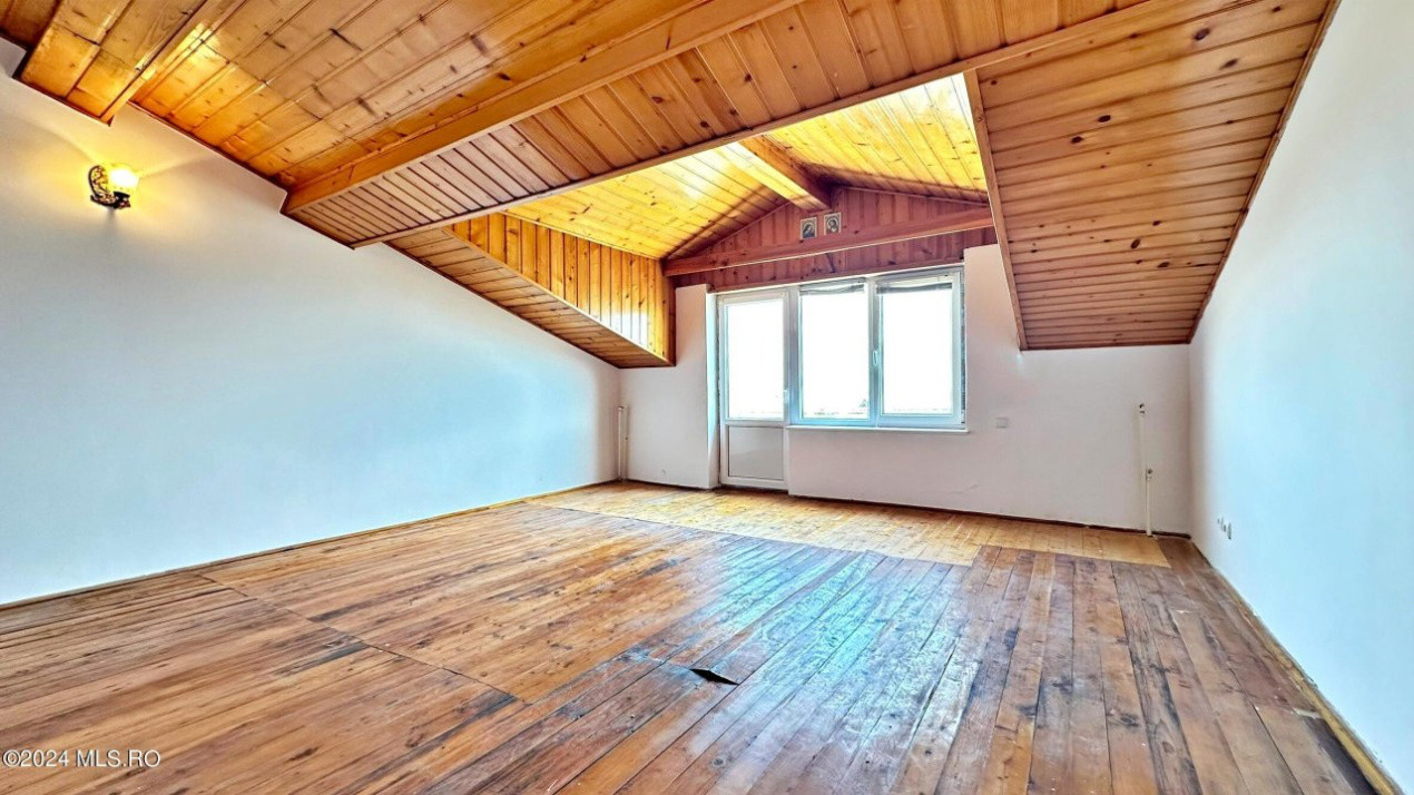 RO-RO/STEAUA DE MARE - VILA 15 CAMERE - VEDERE LA MARE