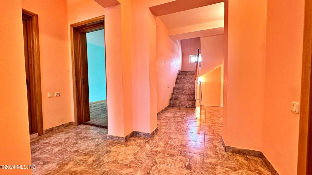 RO-RO/STEAUA DE MARE - VILA 15 CAMERE - VEDERE LA MARE