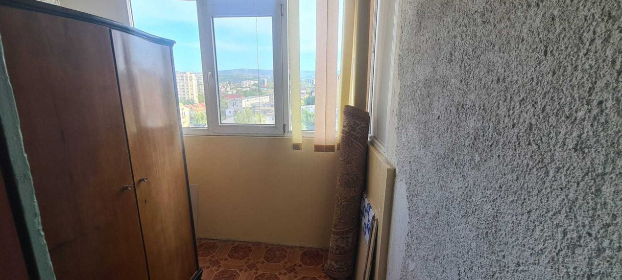 Apartament cu 2 cam D, zona Casa Sindicatelor, Podu Ros