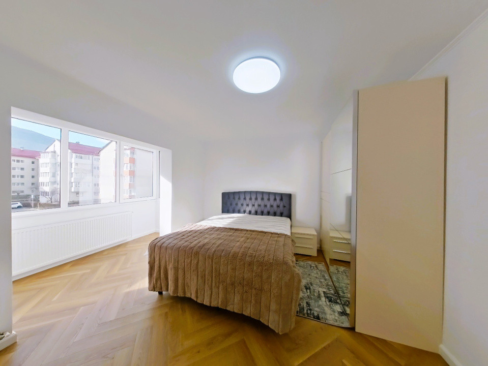 Apartament 3 camere decomandat, renovat integral, suprafata generoasa