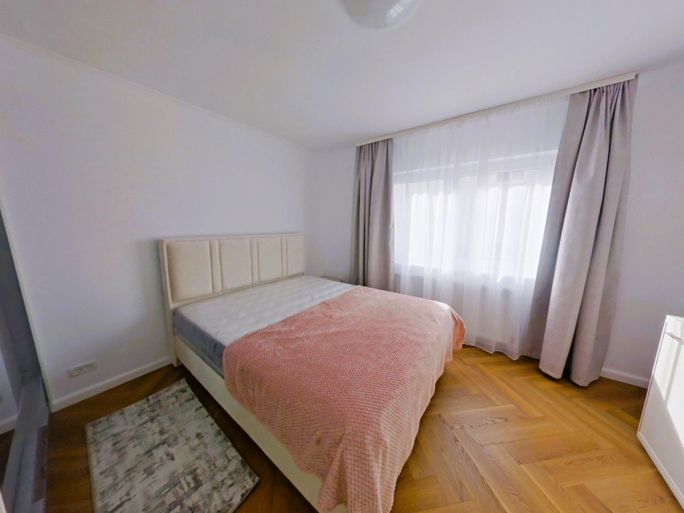 Apartament 3 camere decomandat, renovat integral, suprafata generoasa