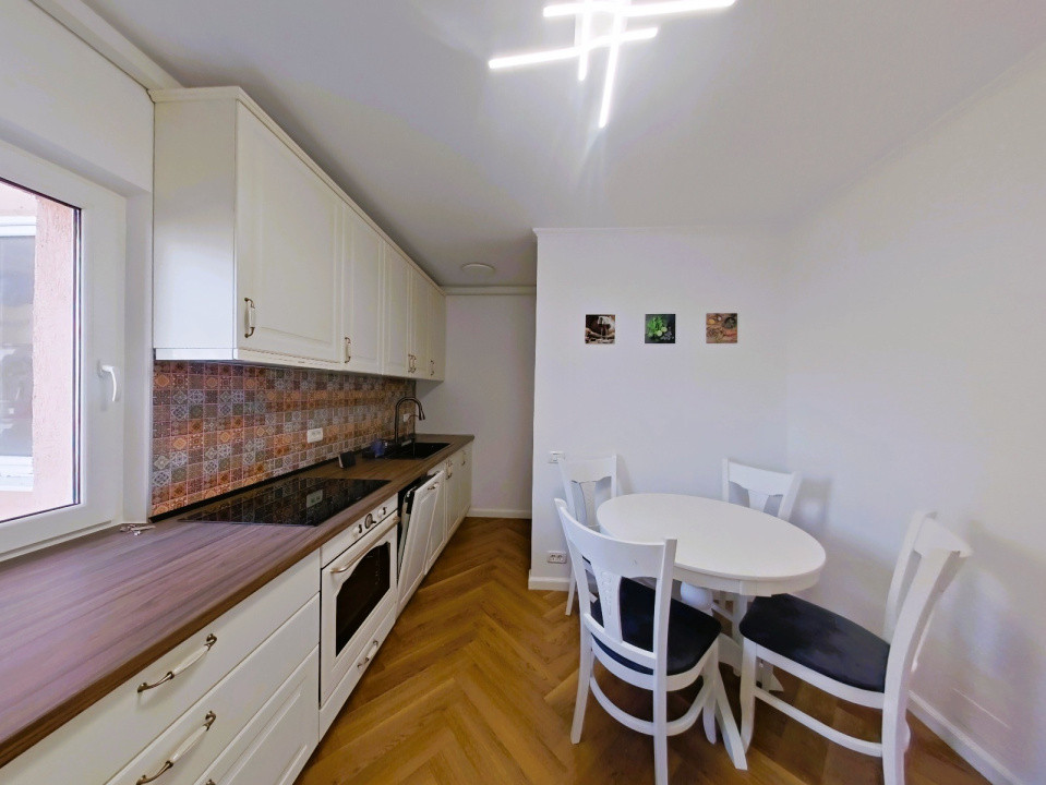Apartament 3 camere decomandat, renovat integral, suprafata generoasa