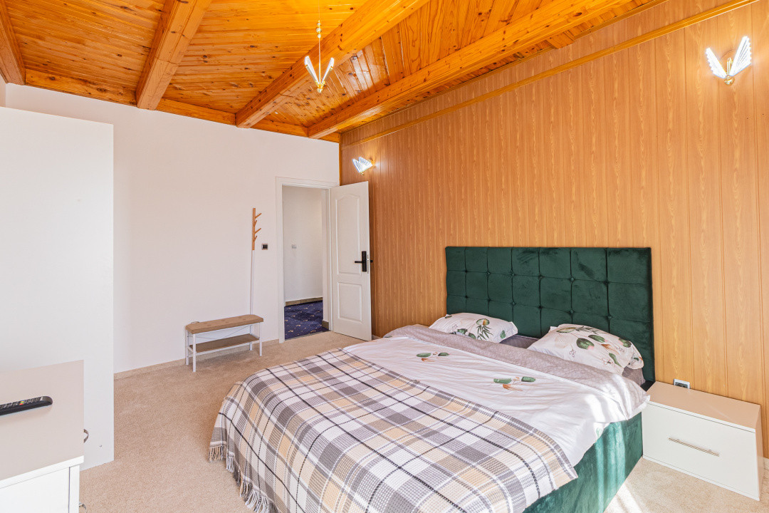 Casă de vânzare Fundata ,ideală pensiune, Comision 0%