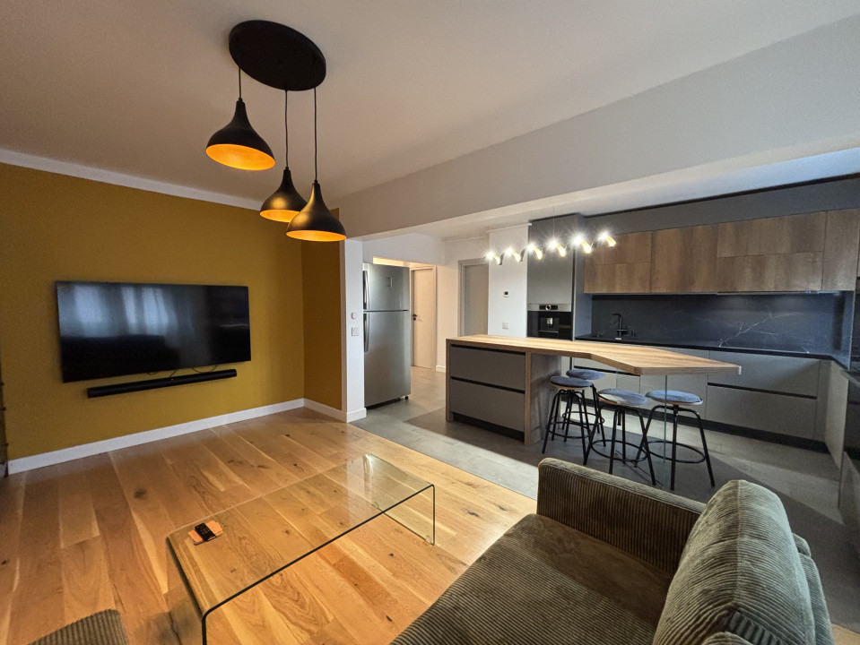 Apartament 4 camere, ultramodern, de închiriat - Ştrand, Sibiu