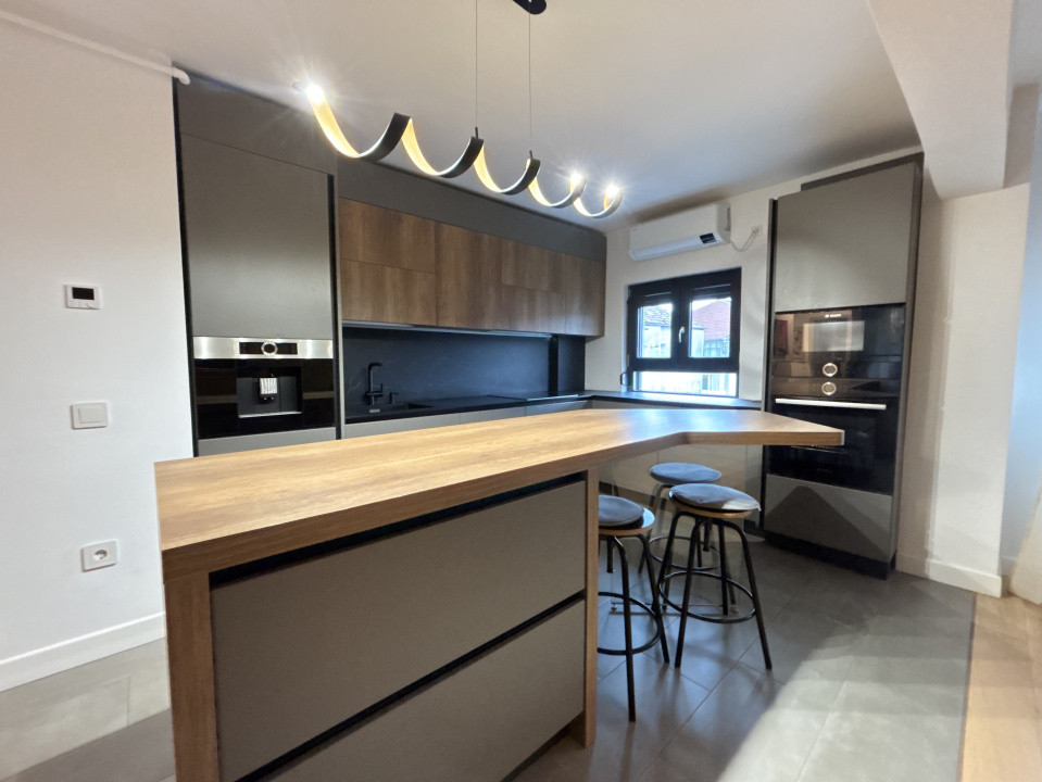 Apartament 4 camere, ultramodern, de închiriat - Ştrand, Sibiu