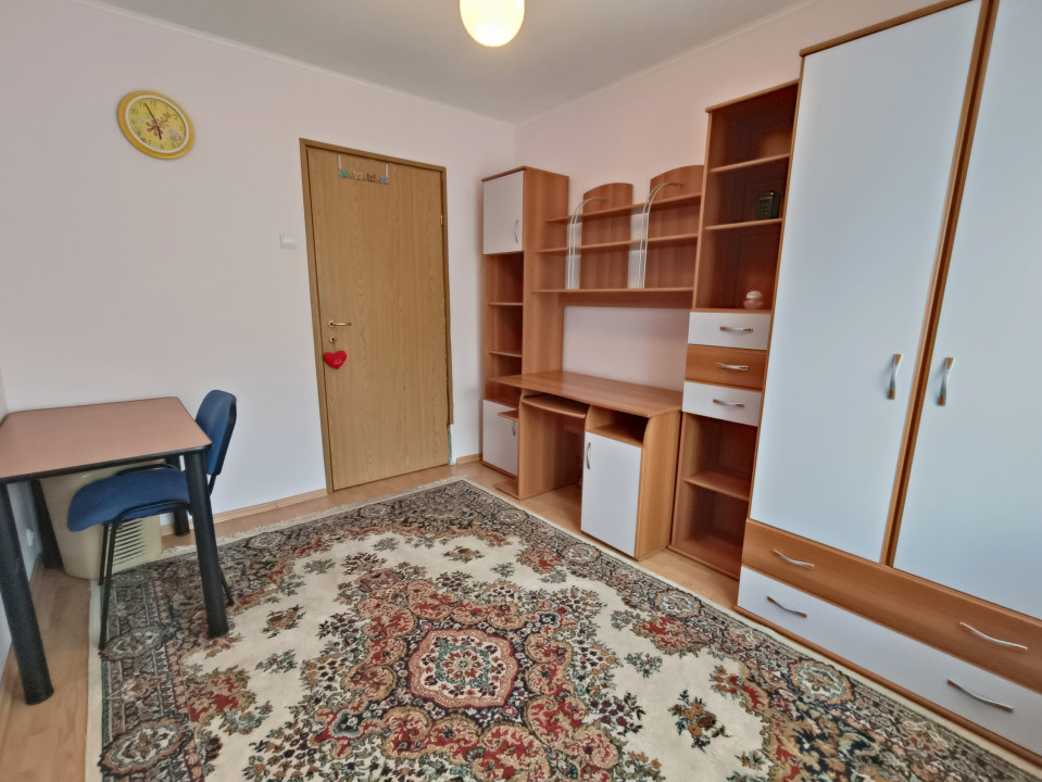 Apartament cu 3 Camere I Etaj 3 din 4 - Astra, Str Sitarului