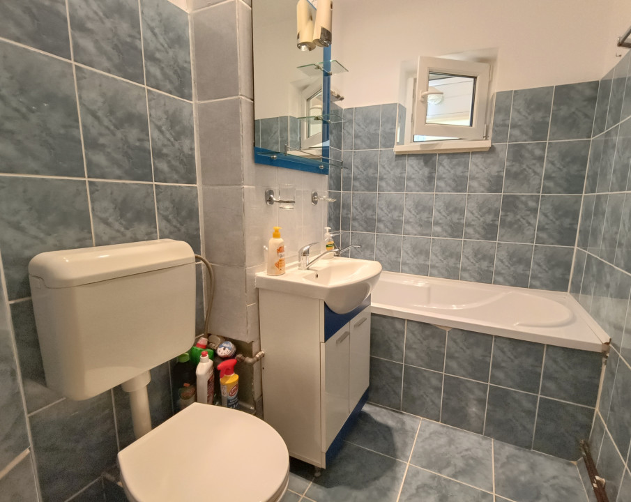 Apartament cu 3 Camere I Etaj 3 din 4 - Astra, Str Sitarului