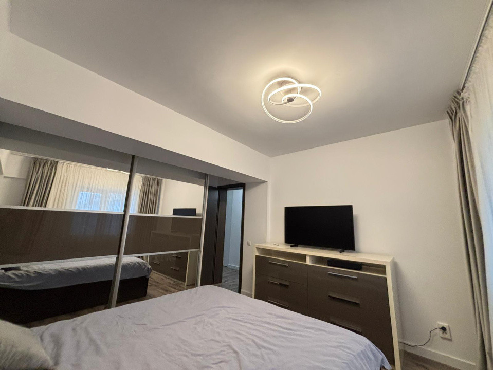 Apartament 3 camere - Modern - Craiovita Nouă