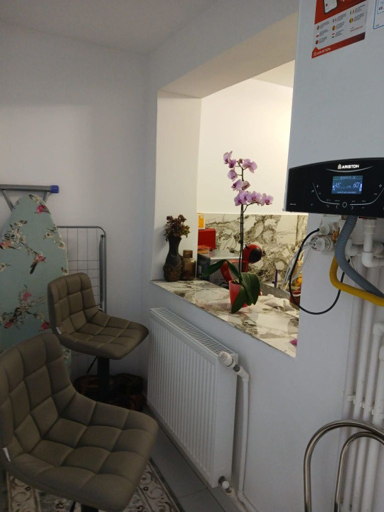 Apartament 2 cam D Podu Ros, fara risc, langa Palas!