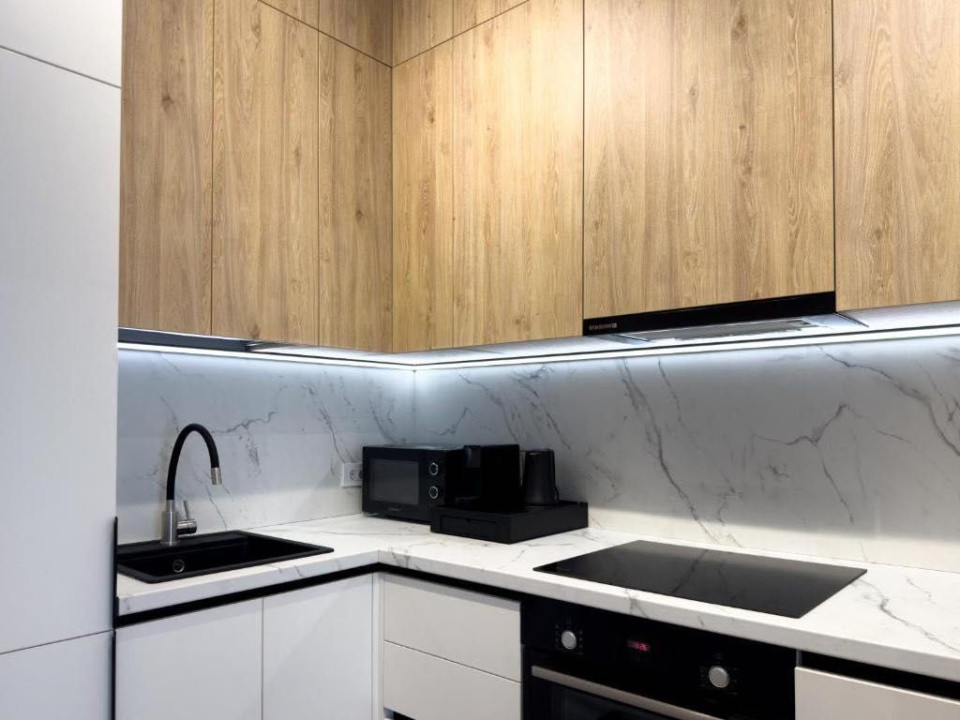 Inchiriere apartament 2 camere SILK DISTRICT Iasi cu parcare 