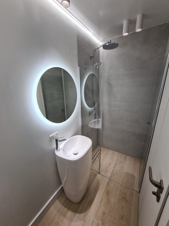 Apartament de lux de inchiriat 3 camere cu piscina exterioara in Sibiu