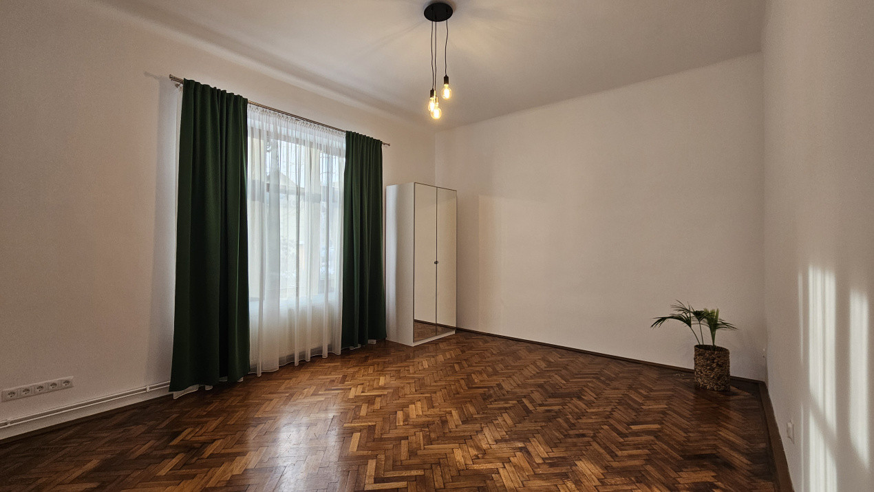 Apartament 1 cameră la casă ultracentral cu pivniță Constantin Noica Sibiu