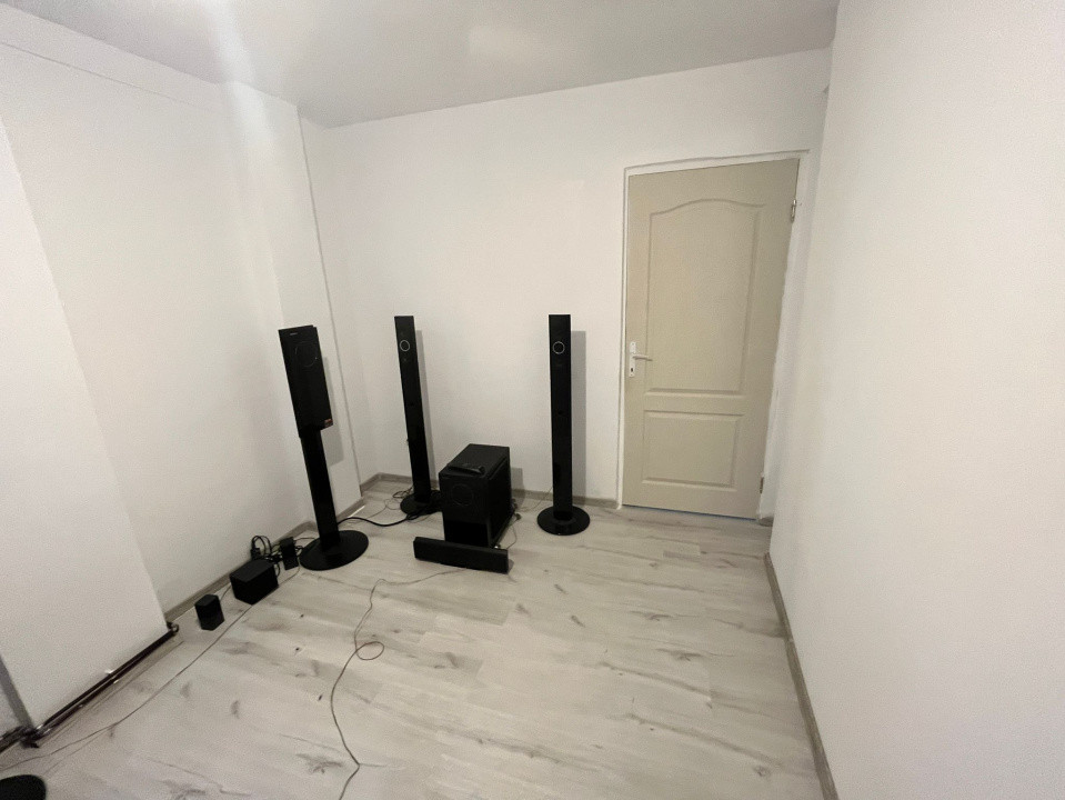 Apartament in vila, pe 2 nivele, cu teren, in Bucium!