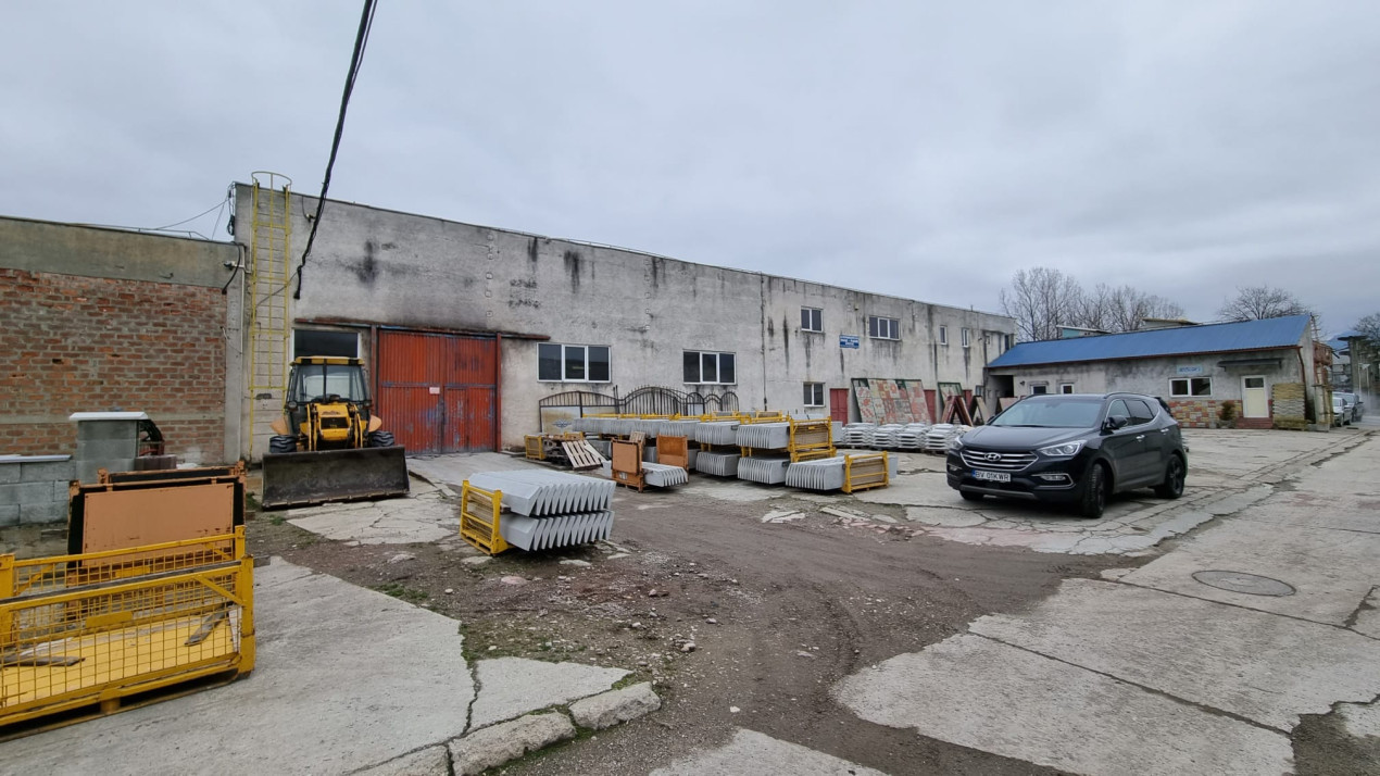 Hala industriala Uzina 2 cu teren betonat de 4500 mp