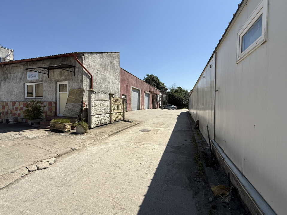 Hala industriala Uzina 2 cu teren betonat de 4500 mp