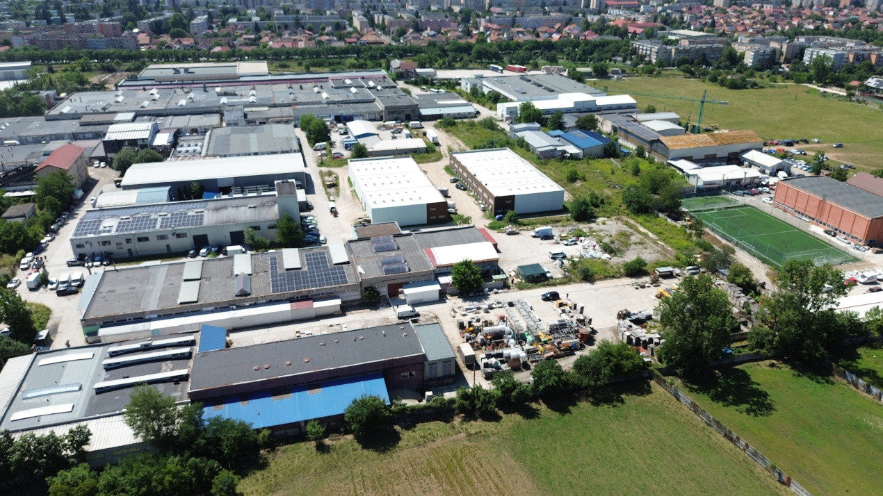 Hala industriala Uzina 2 cu teren betonat de 4500 mp