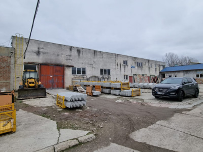 Hala industriala Uzina 2 cu teren betonat de 4500 mp