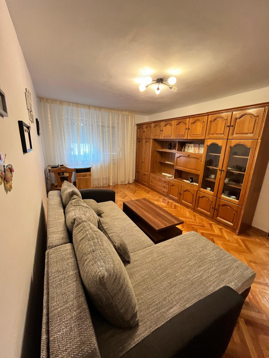 Apartament de inchiriat Semaforului