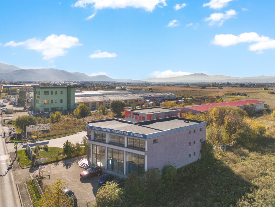 Spațiu comercial – Showroom & Birouri – Calea Feldioarei - DN13