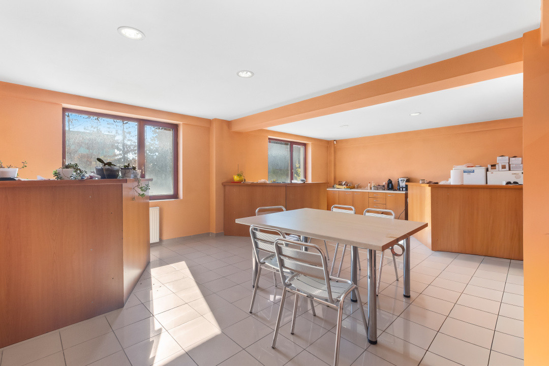 Spațiu comercial – Showroom & Birouri – Calea Feldioarei - DN13