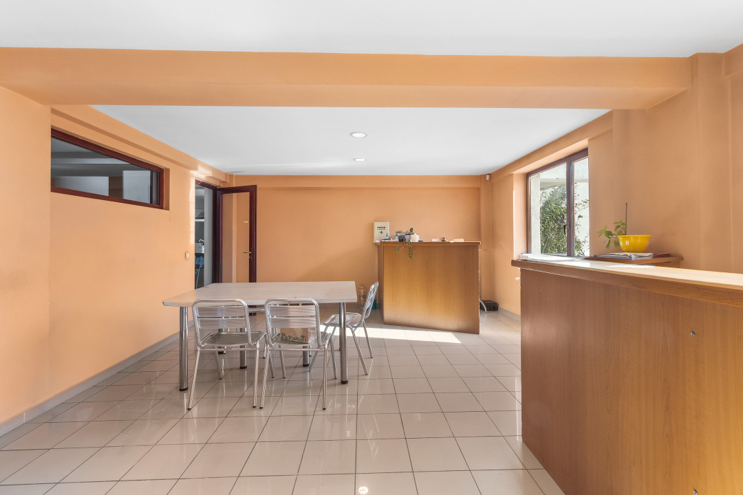 Spațiu comercial – Showroom & Birouri – Calea Feldioarei - DN13