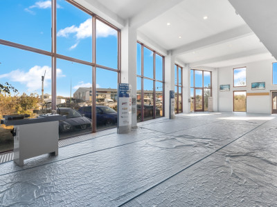 Spațiu comercial – Showroom & Birouri – Calea Feldioarei - DN13
