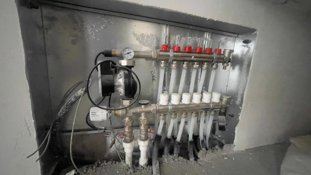 Casa tip duplex, Carcea, toate utilitatile la alb