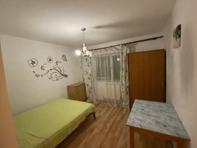 Apartament cu 2 camere decomandate in Nicolina 1, et 3 din 4 ,renovat