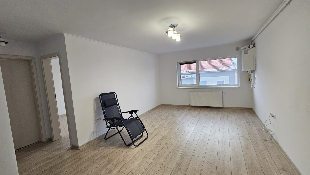 Apartament semidecomandat 2 camere Cisnadie Central