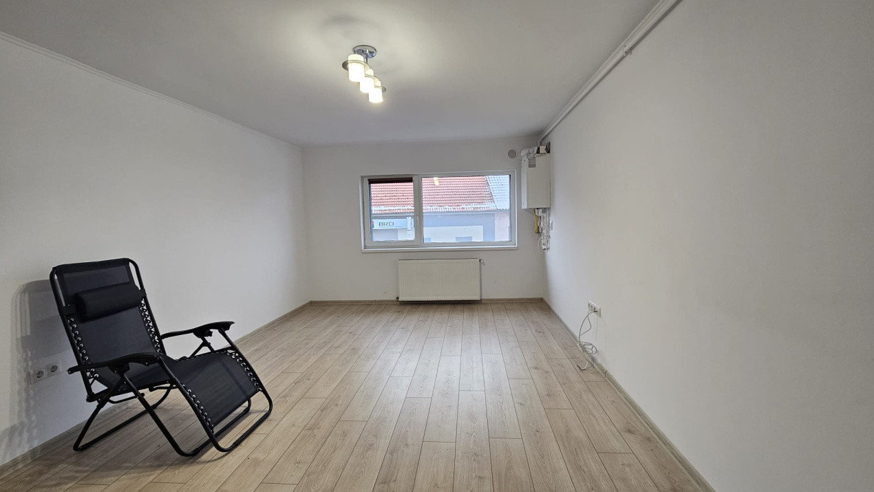 Apartament semidecomandat 2 camere Cisnadie Central