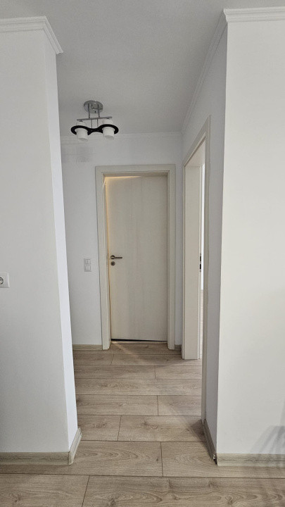 Apartament semidecomandat 2 camere Cisnadie Central