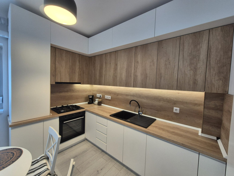 Apartament modern cu 2 dormitoare, balcon și parcare – disponibil din 1 Feb.2026