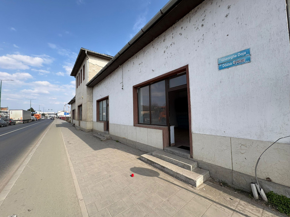 Spatiu comercial stradal cu vitrina, GH. DOJA - expunere excelenta!