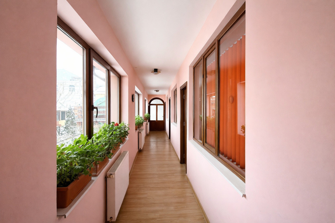 Garsonieră / cameră cu baie proprie - Zona Carierei