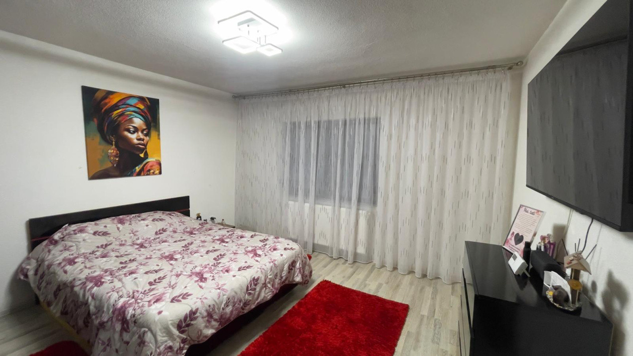 Triplex cu grădină și stradă privată – confort, intimitate și stil