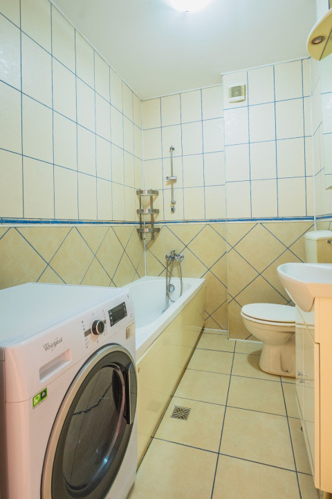 Oază de lumină și confort: Mansardă de vânzare