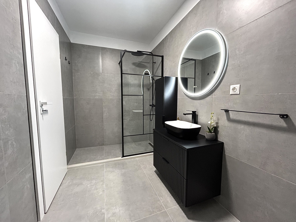 Prima Închiriere: Apartament Premium 2 dormitoare– One Residence, Doamna Stanca