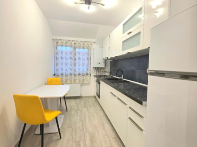  Garsoniera de inchiriat + loc de parcare 