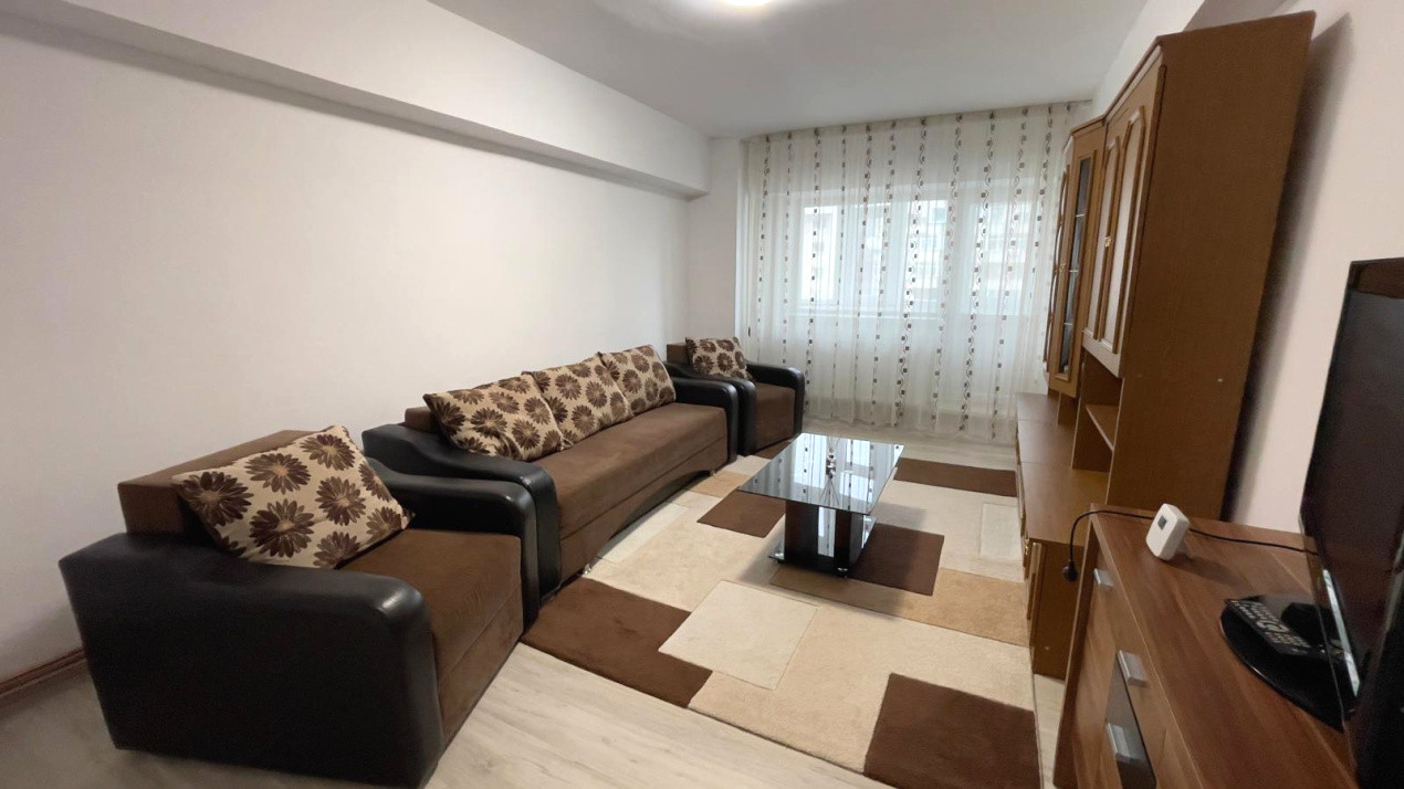 APARTAMENT  CU 2 CAMERE DE INCHIRIAT LANGA UNIVERSITATE