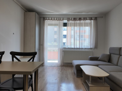 Studio modern și complet mobilat, în zona Tractorul