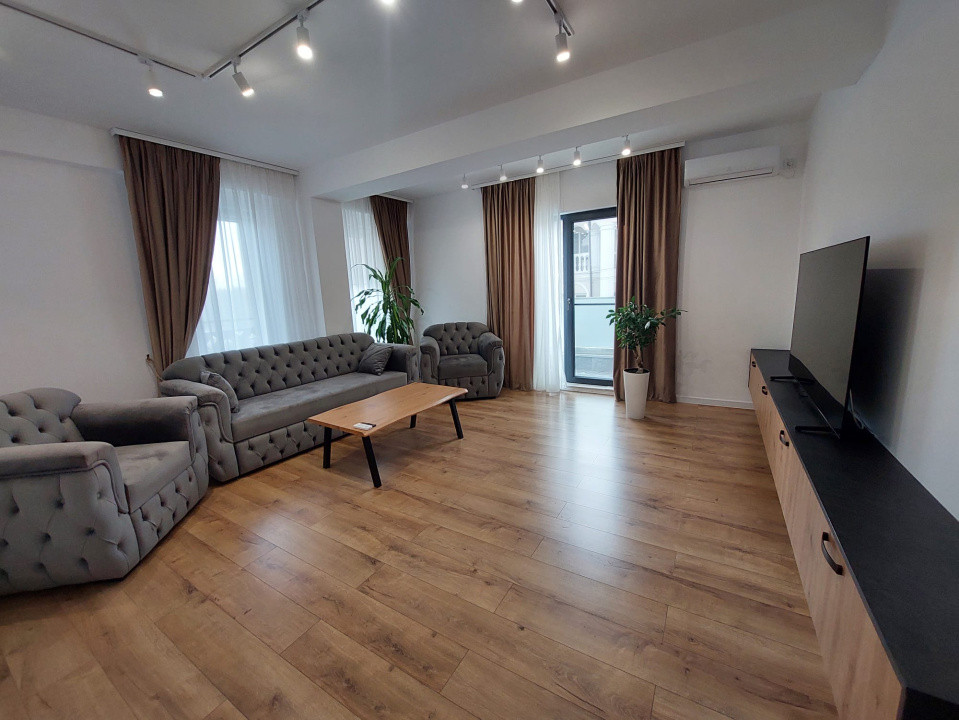 Super ocazie! 3 camere, disponibil imediat