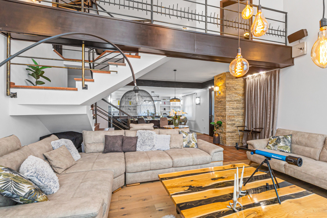 Vilă spectaculoasă lângă Castelul Bran cu piscină și cramă COMISION 0%