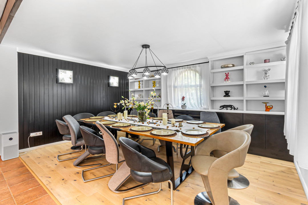 Vilă spectaculoasă lângă Castelul Bran cu piscină și cramă COMISION 0%