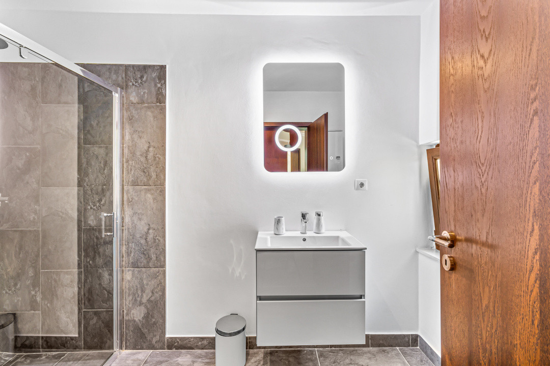 Vilă de lux în Bran | SPA complet, sală cinema, râu privat, lângă Castel