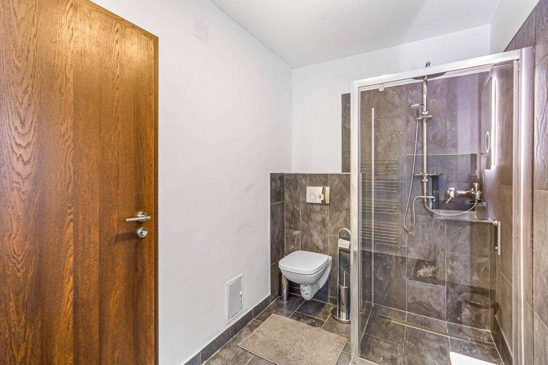 Vilă de lux în Bran | SPA complet, sală cinema, râu privat, lângă Castel