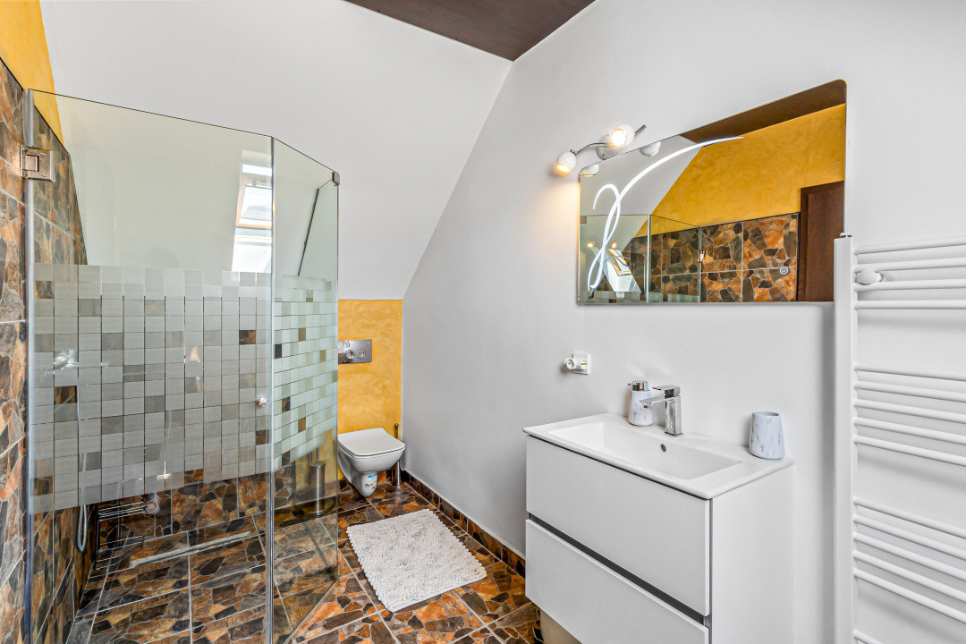 Vilă de lux în Bran | SPA complet, sală cinema, râu privat, lângă Castel