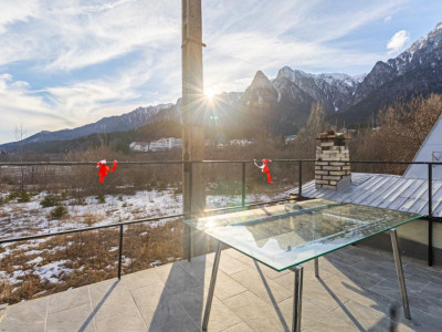 Casă individuală, vedere către Bucegi, la 300 m de Centru, Gară sau Cantacuzino