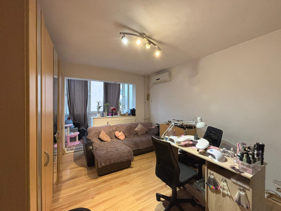 Apartamet 3 Camere - Mobilat/Utilat - Craiovita Noua