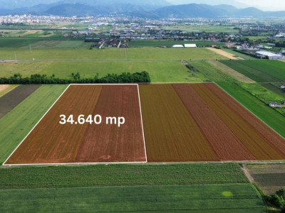 Teren intravilan 34.640 mp Stupini, str. Baciului-Luncii